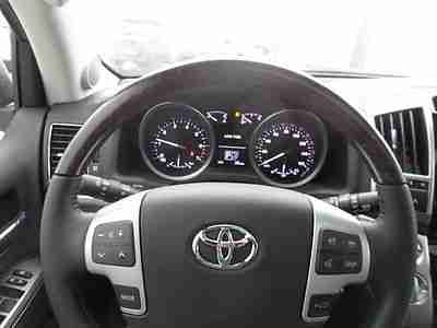 2013 Toyota Land Cruiser $9000 off MSRP last one, US $70,325.00, image 16