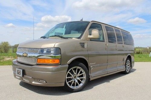 15 lcd blue ray~xm radio~usb~power sofa~7 passenger~tow package~save!