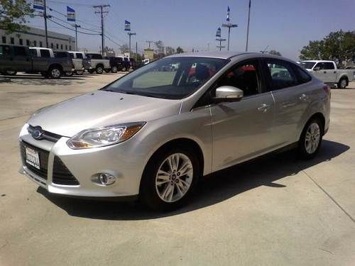 2012 ford focus sel sedan 4-door 2.0l