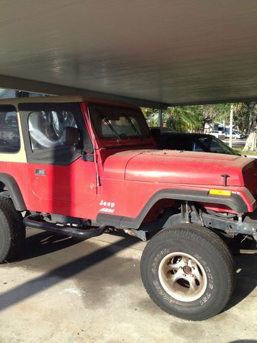 Nr no reserve 95 jeep wrangler 2.5 l hard top 4x4 red w/tan hard top