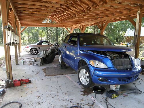 2005  pt cruiser convertable