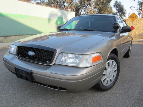 2007 ford crown victoria police interceptor sedan 4-door 4.6l