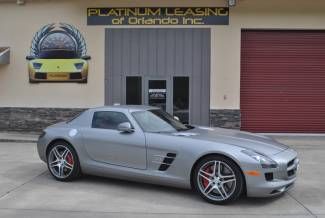 2012 mercedes benz sls amg msrp $207,745.00 only 461 miles special order car