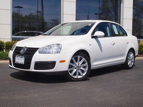 Wolfsburg dsg auto trans heated seats sunroof carfax certified and very clean