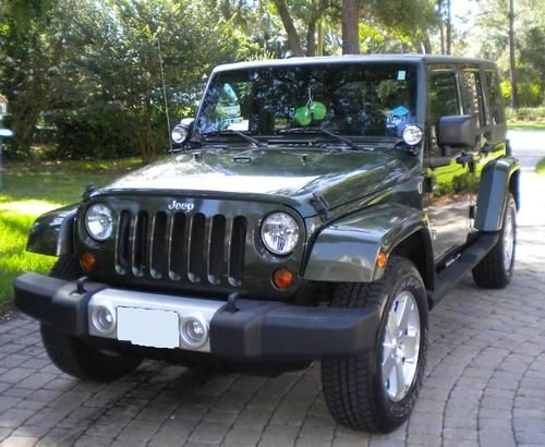 2008 jeep wrangler unlimited sahara 4-door loaded