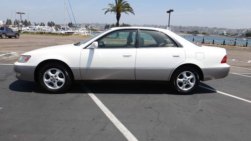 1997 lexus es300 a great vehicle!