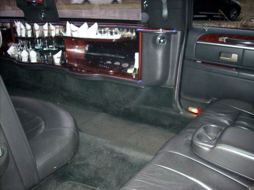 2007 LINCOLN TOWN CAR STRETCH 120