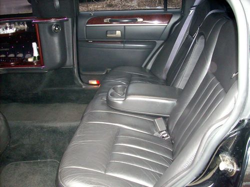 2007 LINCOLN TOWN CAR STRETCH 120