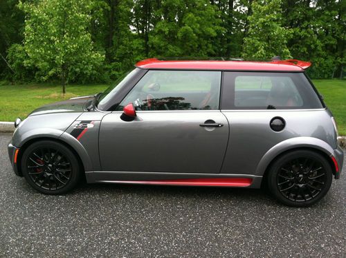 One of a kind '05 mini cooper jcw 19k miles