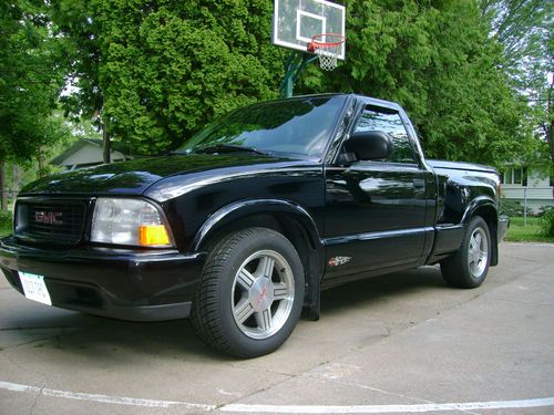 2000 gmc sonoma sls standard cab pickup 2-door 2.2l