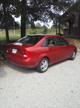 2000 ford focus se sedan 4-door 2.0l