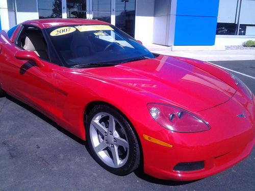 2007 chevrolet corvette 2-door 6.0l, manual!! garage kept immaculate