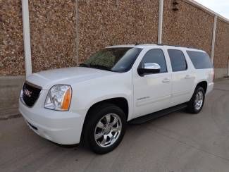 2010 gmc 1500 yukon xl 2wd-very low miles-factory warranty-carfax certified