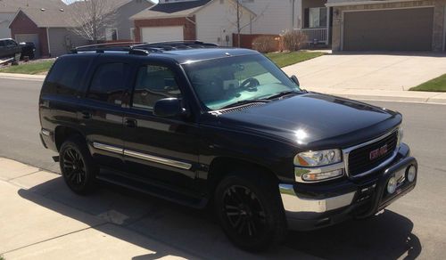 2001 gmc yukom slt v8 5.3l 4x4 3 row seat fully loaded black 2 set of wheels