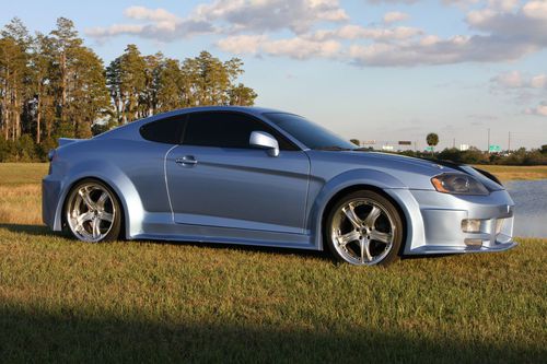 2003 hyundai tiburon gt coupe 2-door 2.7l