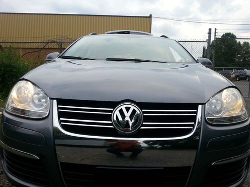 2009 vw jetta tdi  sportwagon with dsg, panoramic sunroof, non-smoker