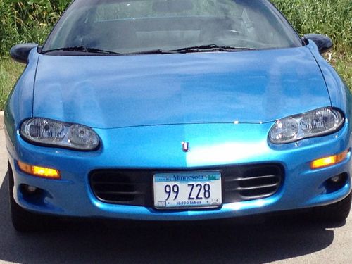 1999 chevrolet camaro z28 bright blue metallic, 15k miles,6 speed, rare, mint!!