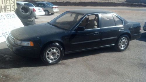 1991 nissan maxima se sedan 4-door 3.0lposibly need transmission work not sure!!