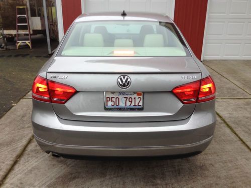 2012 volkswagen passat tdi sel sedan 4-door 2.0l