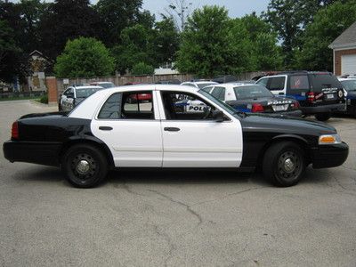 2010 FRD CRN VIC POLICE INTRCPTR VRY GD COND LOW MILES NO RES LOW STARTING PRICE, image 5