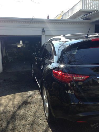 2010 Infiniti FX35 Base Sport Utility 4-Door 3.5L, image 6