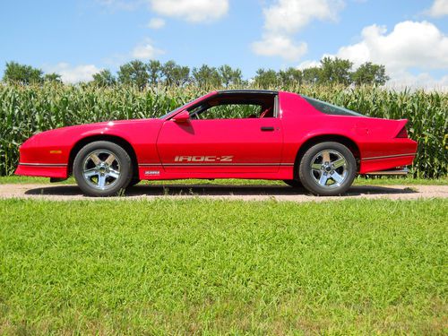 1986 chevrolet camaro z28 iroc-z coupe 2-door 5.0l