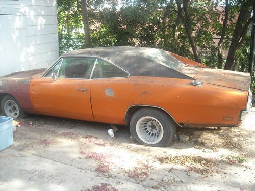 1969 dodge charger for sale.... the general lee