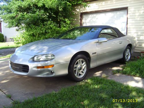 1998 Camaro Z28 Convertible V8, 6 Speed, 40,450 miles, US $14,250.00, image 2