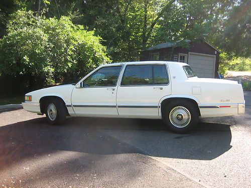 1993 cadillac  deville clean,well maintained,under 100,000 miles