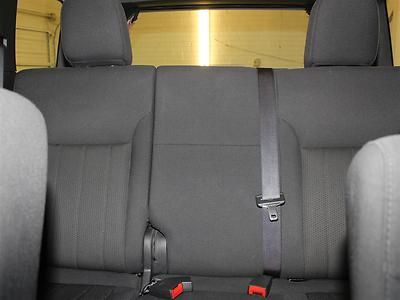 Roof Rack MP3 SIRIUS XM Anti-theft Alloy Wheels Cruise Control Dual Air Bags, image 17