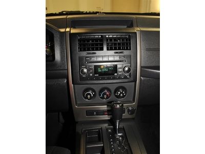 Roof Rack MP3 SIRIUS XM Anti-theft Alloy Wheels Cruise Control Dual Air Bags, image 20