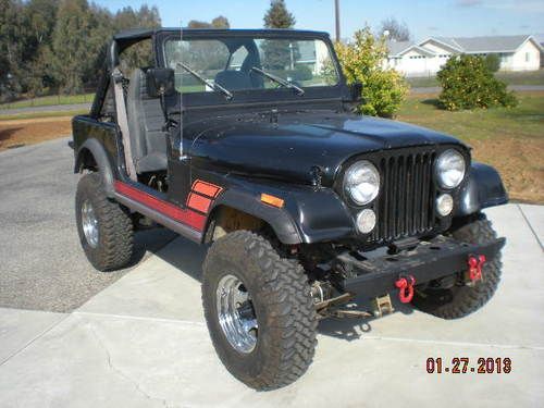 1983 jeep cj7  check this bad boy out!