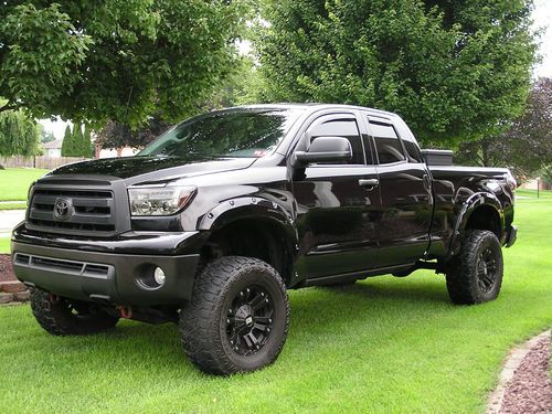 2010 toyota tundra  6 inch lift  crew cab 4x4  xd wheels 35's black custom