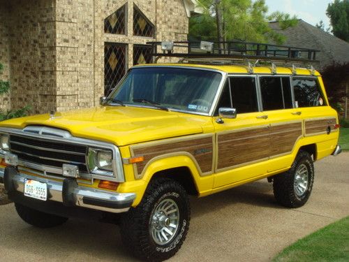 1988 jeep grand wagoneer base sport utility 2-door 5.9l