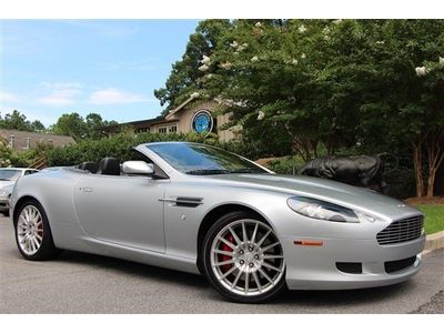 Convertible, bluetooth, v12, navigation, parking sensors, linn audio, red brakes