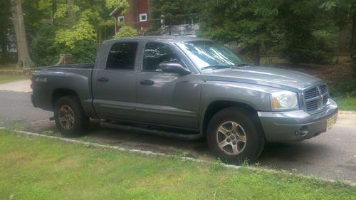 2005 dodge dakota slt sport quad cab 4 door 4x4 pickup 4.7l v8