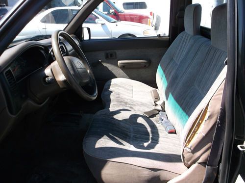 1998 Toyota Tacoma, NO RESERVE, image 16