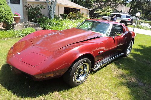 76 corvette coupe