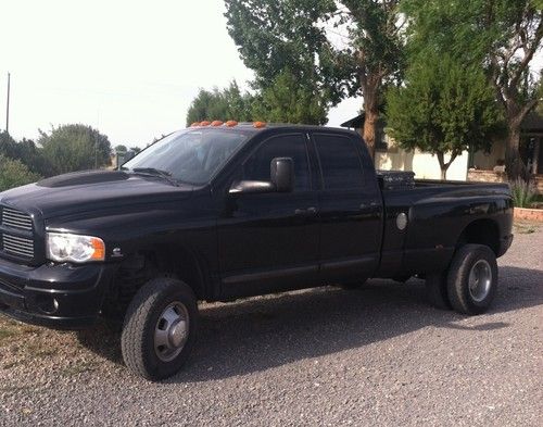 Nice, low miles 2005 dodge ram 3500 laramie crew cab pickup 4-door 5.9l