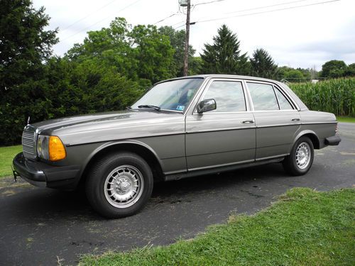 Mercedes-benz 300 turbo diesel 1984 171k runs great