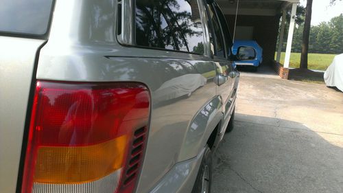 2004 Jeep Grand Cherokee Limited Sport Utility 4-Door 4.7L, US $8,878.00, image 9