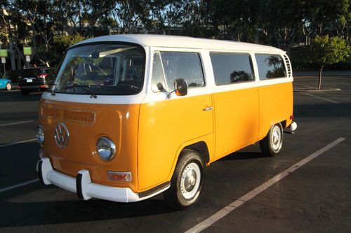 1971 bus/type 2/transporter, nearly full restoration, sunroof, vent windows