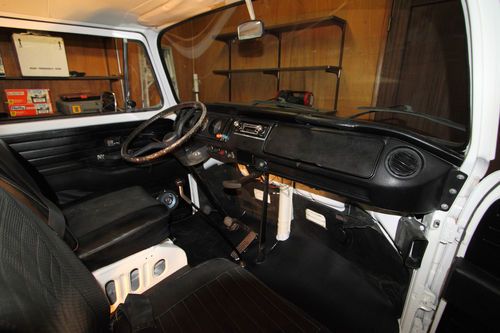 1971 Bus/Type 2/Transporter, Nearly Full Restoration, Sunroof, Vent Windows, image 16
