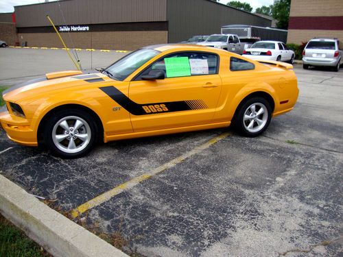 2007 Ford Mustang Coupe--SHARP!! LOW MILES!! REDUCED PRICE!! L@@K!!, US $23,495.00, image 2
