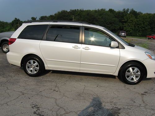 2004 toyota sienna xle limited mini passenger van 5-door 3.3l, leather, dvd,