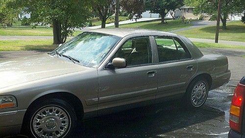 2004 mercury grand marquis