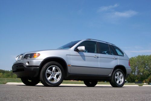 2001 bmw x5 4.4 ltr, no reserve, 1 owner, immaculate,dealer serviced, must see