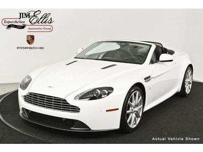 Gorgeous v8 vantage. aston martin premium audio, heated seats, clear taillights