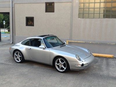 CLASSIC AIR COOLED 993 MINT LOW MILES ORIGINAL, image 6