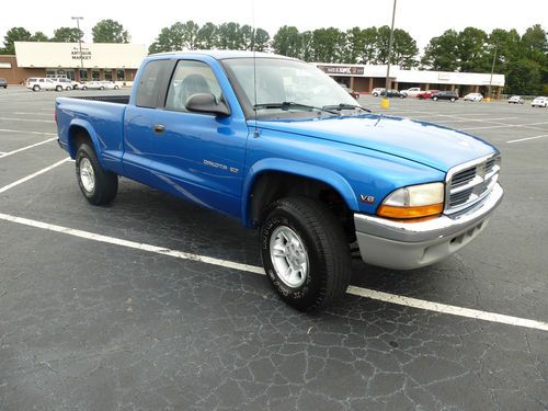 1999 dodge dakota full 4x4 with brand new custom painted-perfect body condition